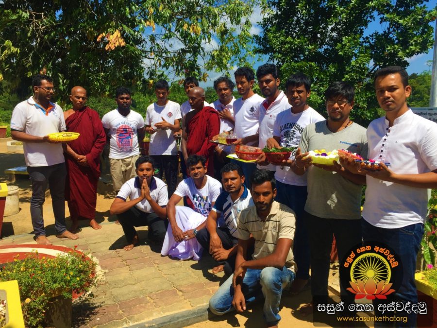 2018.09.08 සිංහරාජ වනයේ නාග ආරණ්‍යයේ ස්තූපය වෙත සිදුකල චූඩා මාණික්‍ය පූජාව_7